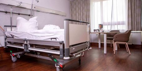 Bett im Wahlleistungszimmer