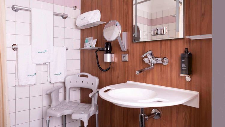 Bad im Wahlleistungszimmer